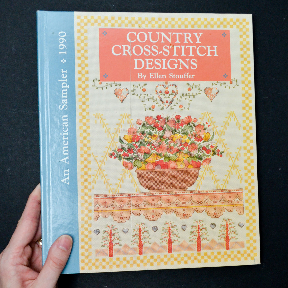 Country Cross-Stitch Designs: An American Sampler 1990 Book – Make