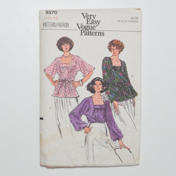 Very Easy Vogue Patterns 9370 Blouse Sewing Pattern Size 12