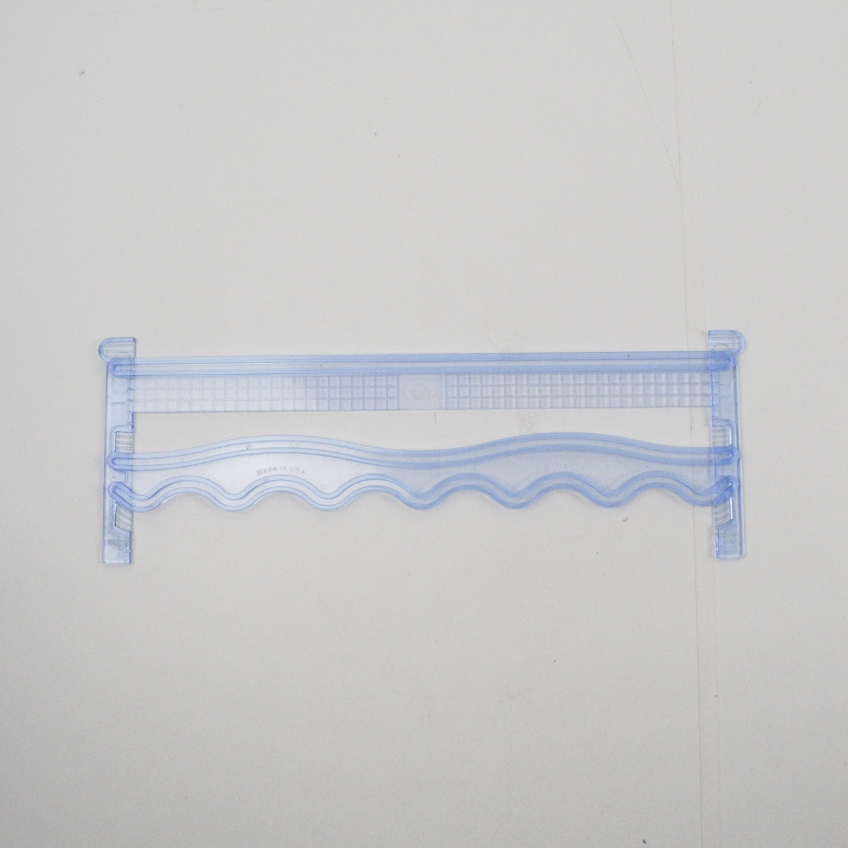 Creative Memories 12-Inch Cutting Patterns Wavy Cutting Guides