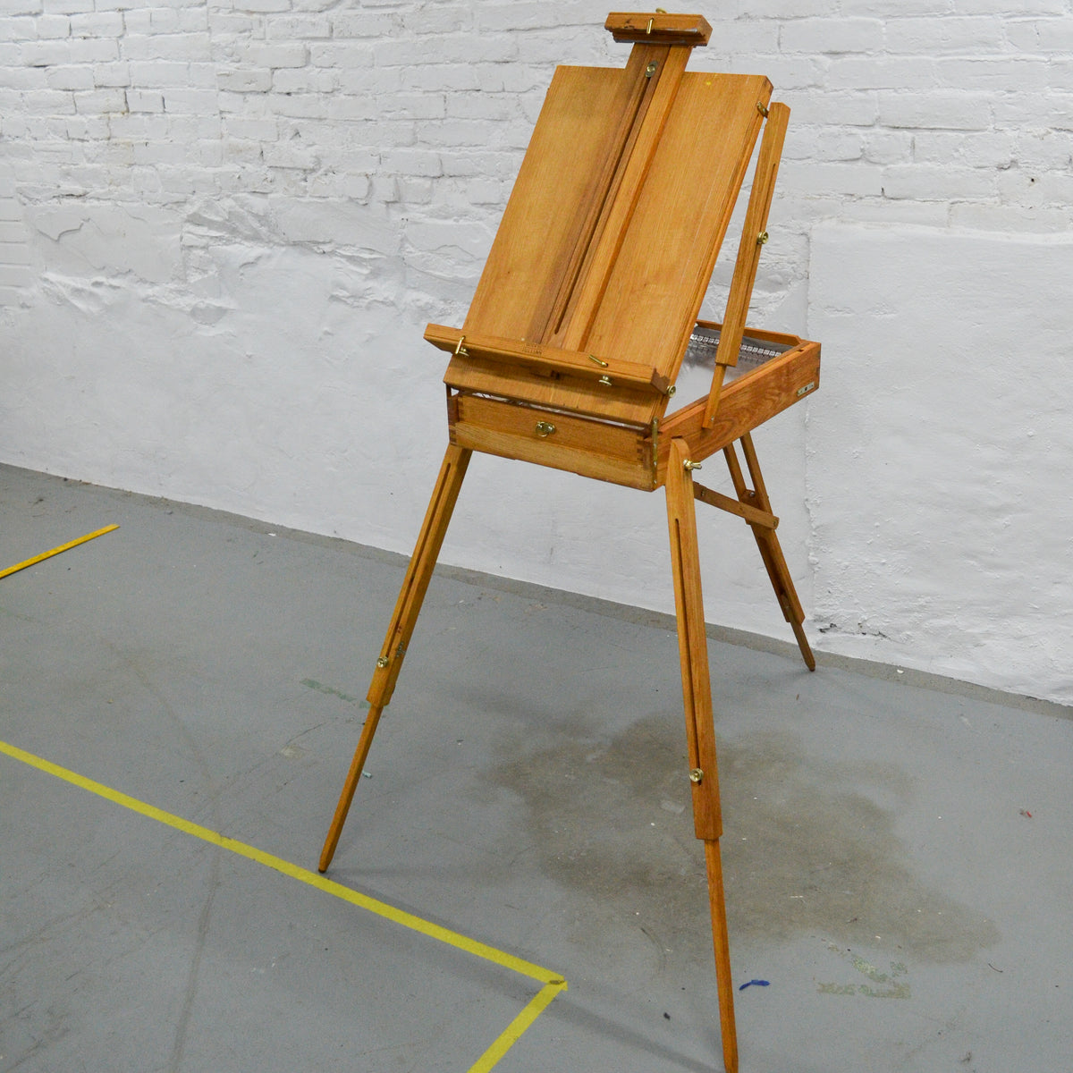 Blick by Jullian French Folding Easel (PickUp Only) Make & Mend