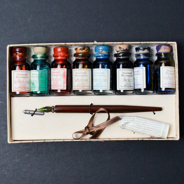 La Kaligrafika Dip Pen + Ink Set