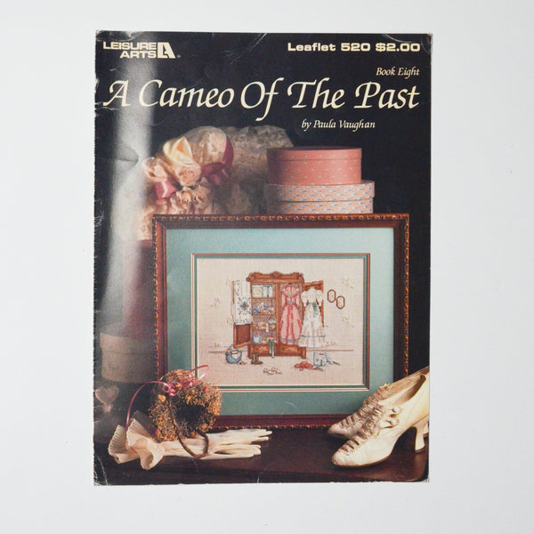A Cameo of the Past Leisure Arts Leaflet 520 Cross Stitch Pattern Booklet Default Title