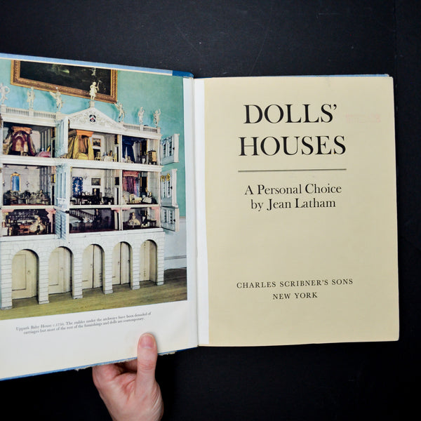 Doll's Houses: A Personal Choice Book