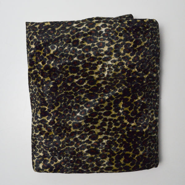 Leopard Print Velvety Stretch Fabric - 70" x 120"