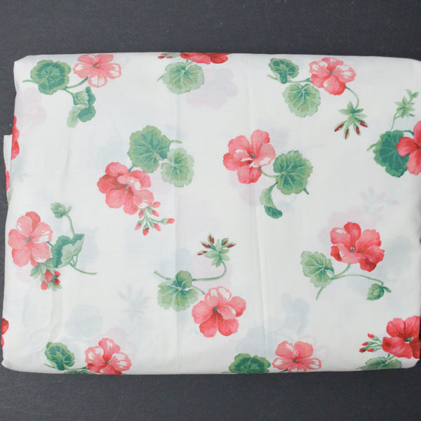 Floral Print Woven Sheeting Fabric - 44" x 280"