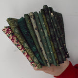 Green Leaf Print Quilting Weight Woven Fabric Bundle