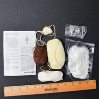 Hardicraft Banana Keychain Crochet Kit - Started, Instructions in Spanish