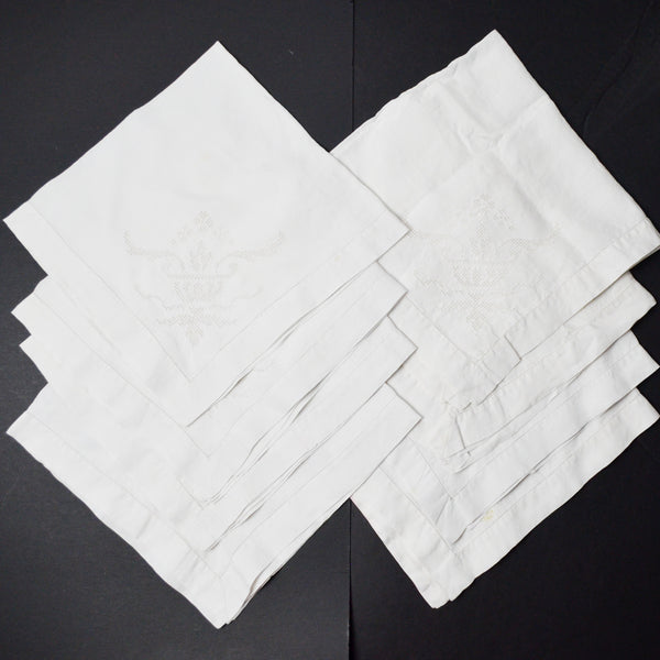 Openwork Embroidery Napkins - Set of 8