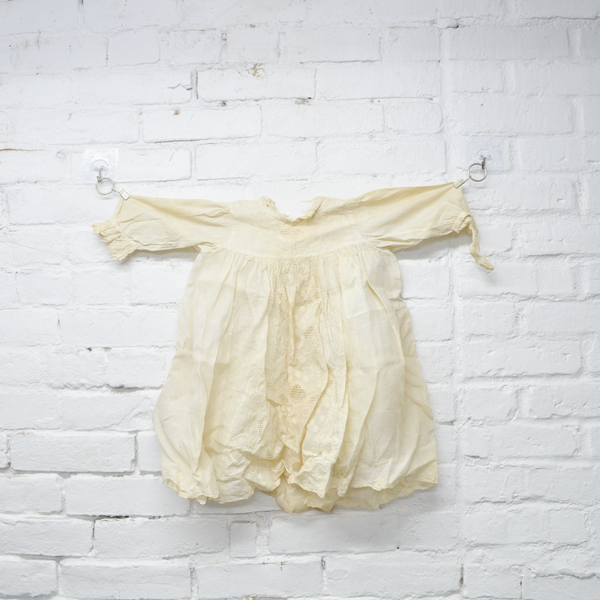 Off-White Antique Baby/Child Cutwork Lace Dress - Stained Off-White Antique Baby/Child Cutwork Lace Dress - Stained