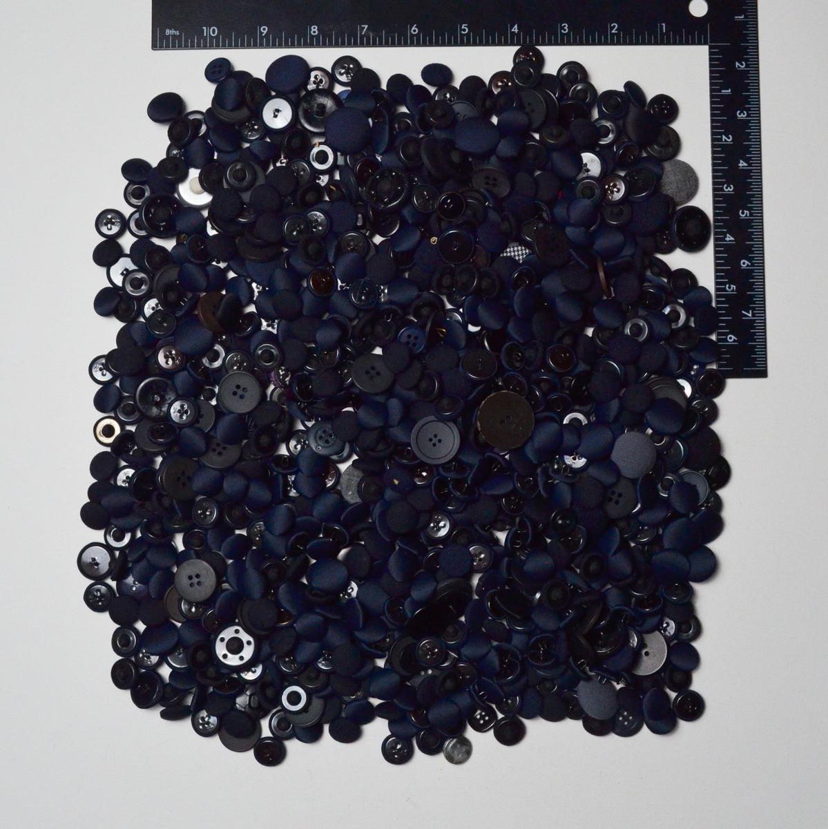 Button Bundle Black, Gray + Dark Navy Blue Cloth + Assorted Button Bundle – Make & Mend