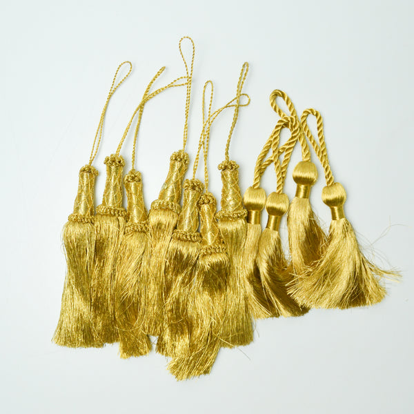 Gold Tassels - Set of 11