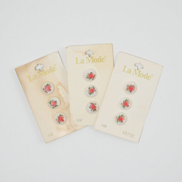 Vintage La Mode Floral Circular Buttons - Set of 9