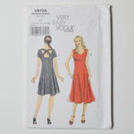 Very Easy Vogue V8726 Dress Sewing Pattern Size C5 (10-18)