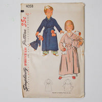 Simplicity 4058 Children's Robe, Doll + Doll's Robe Sewing Pattern - Size 1