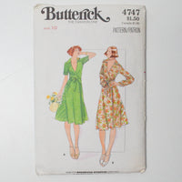 Butterick 4747 Dress Sewing Pattern - Size 10