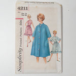 Simplicity 4211 Housecoat + Housedress Sewing Pattern - Size 14