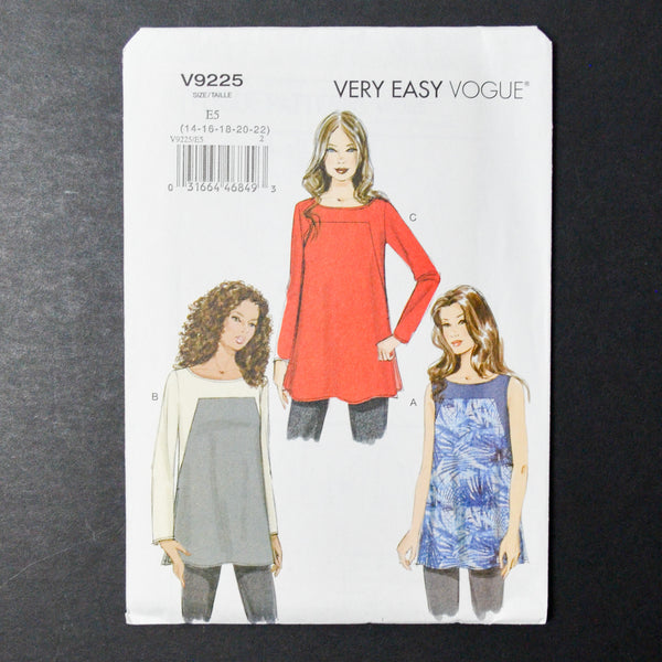 Very Easy Vogue V9225 Misses Tunics Sewing Pattern - Size E5 (14-22)