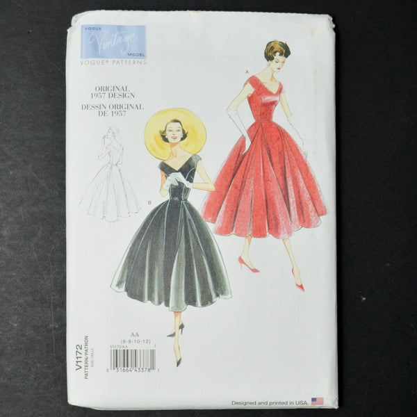 Vogue V1172 Misses'/Misses' Petite Dress and Belt Sewing Pattern