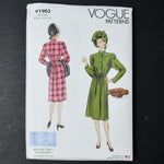 Vogue V1903 Misses' Coat Sewing Pattern - Size B5 (8-16)