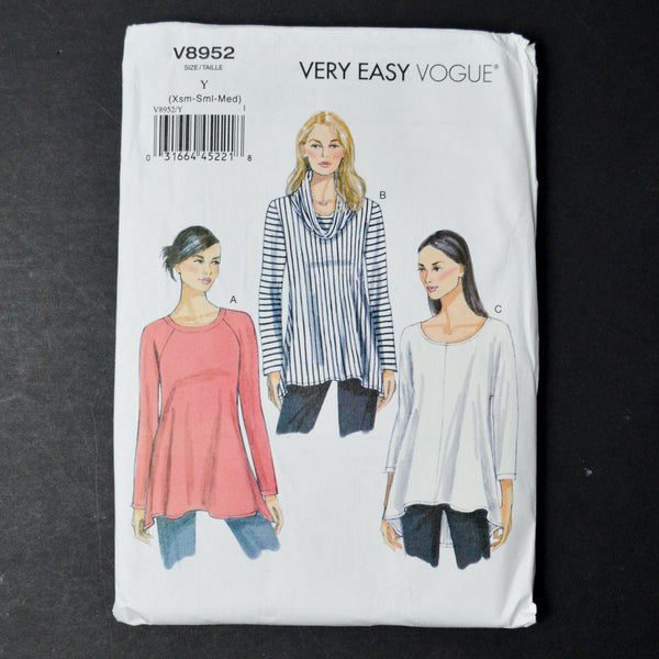 Vogue 8952 Misses' Tunic Sewing Pattern - Size Y (XS-M)