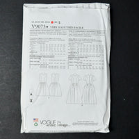 Vogue 9075 Misses'/Misses' Petite Dress and Jumpsuit Sewing Pattern - Size A5 (6-14)