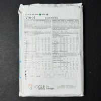 Vogue 9191 Misses' Poncho, Top, Shorts and Pants Sewing Pattern - Size Y (XS-M)