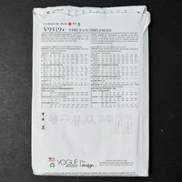 Vogue 9319 Misses' Tops, Shorts and Pants Sewing Pattern - Size A5 (6-14)