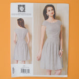 Vogue V1499 Misses' Dress Sewing Pattern - Size AXS (4-12)
