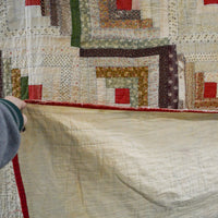 Log Cabin Quilt - 80" x 94"