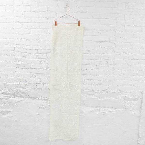 Off-White Net Lace Runner - 16" x 60"