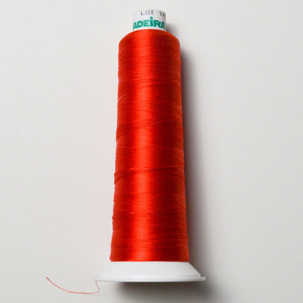 Red 1146 Madeira 40 wt. Machine Embroidery Thread - 5000m Spool – Make &  Mend