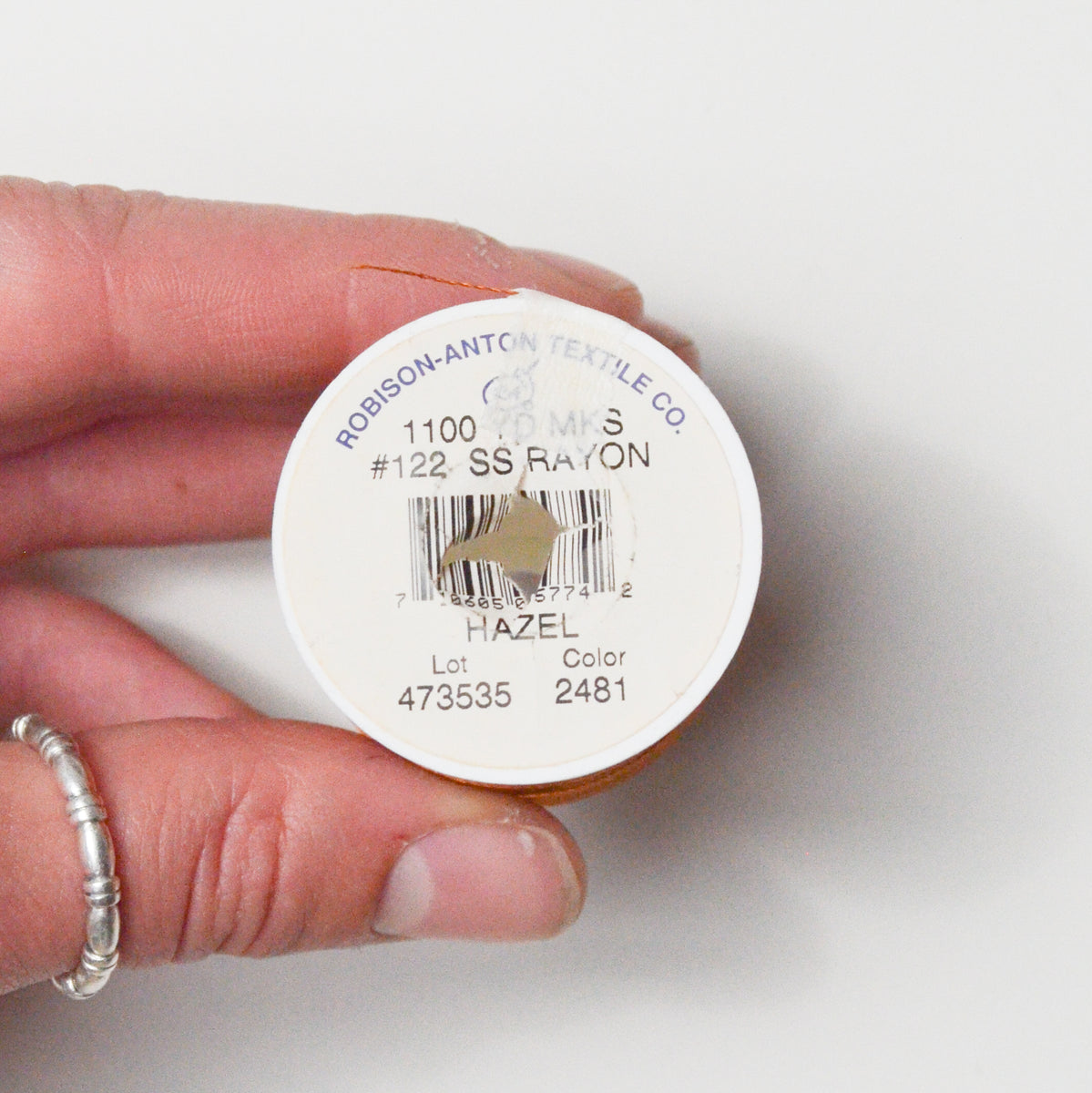 Hazel 2481 Robison-Anton Rayon 40 wt. Machine Embroidery Thread - 1100 ...