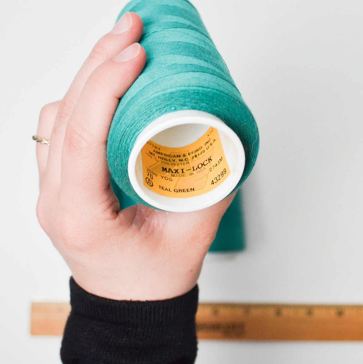 Teal Polyester Maxi-Lock Thread - 4 Cones – Make & Mend