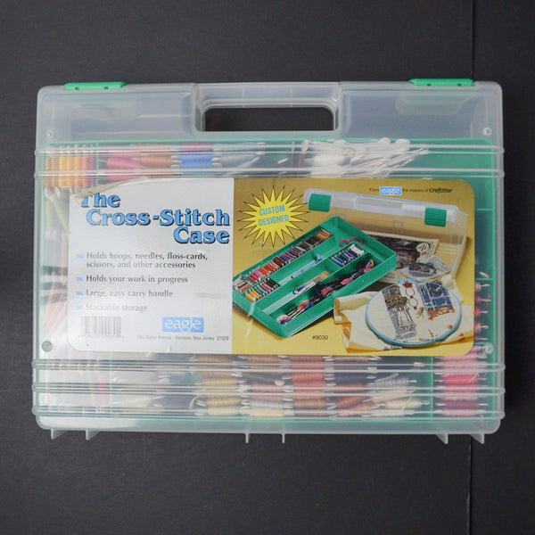 Embroidery Floss in Plastic "The Cross-Stitch Case"