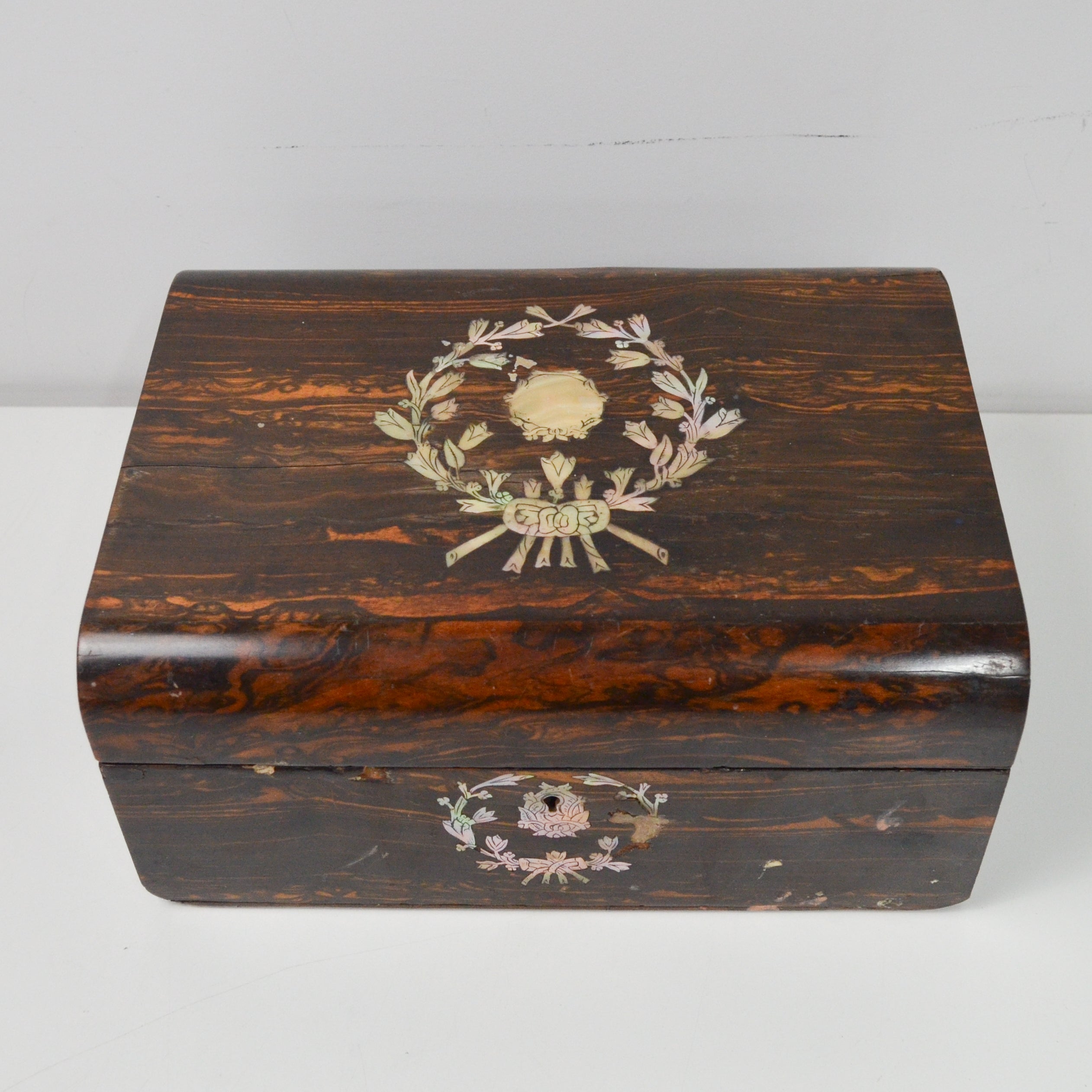 シェル レトロ木箱 『SHELL』Vintage wooden box Large Vintage Shell Box, Hand Crafted | Chairish