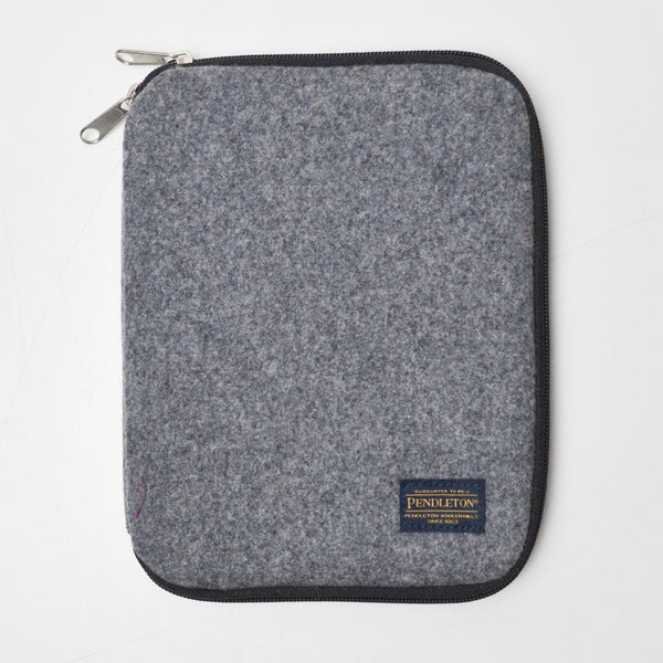 Gray Pendleton Crochet Hook Case