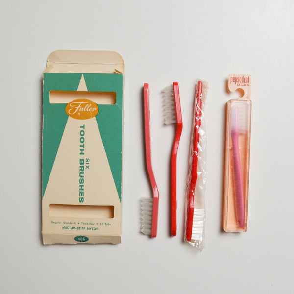 Fuller Vintage Nylon Toothbrushes - Set of 4 Default Title