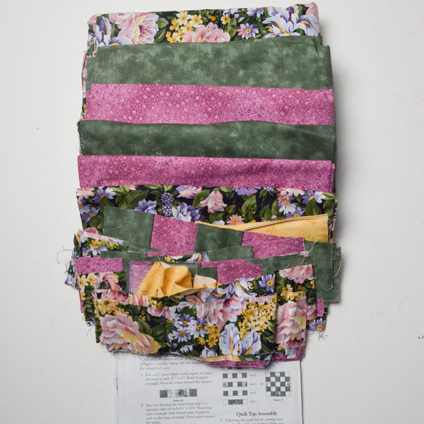 Green + Purple Floral Partially-Pieced Chain Block Quilt Bundle Default Title