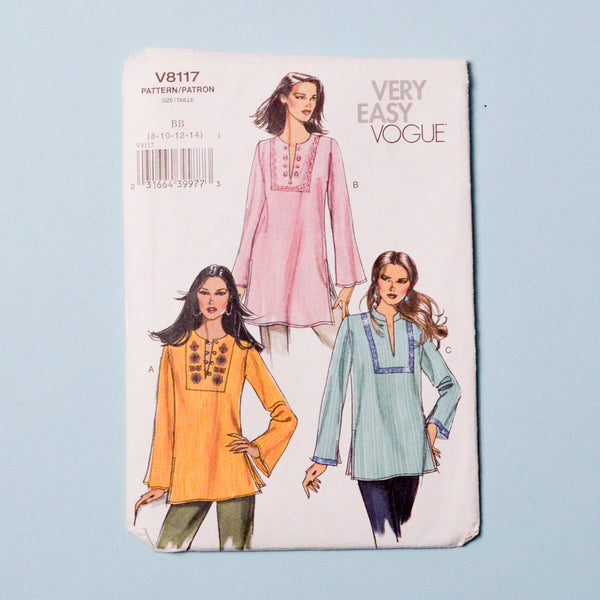 Very Easy Vogue V8117 Misses'/Misses' Petite Tunic Pattern - Size BB (8-14) Default Title
