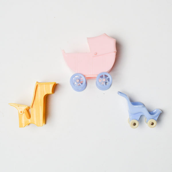 Pastel Plastic Miniature Seat + Carriages - Set of 3 Default Title